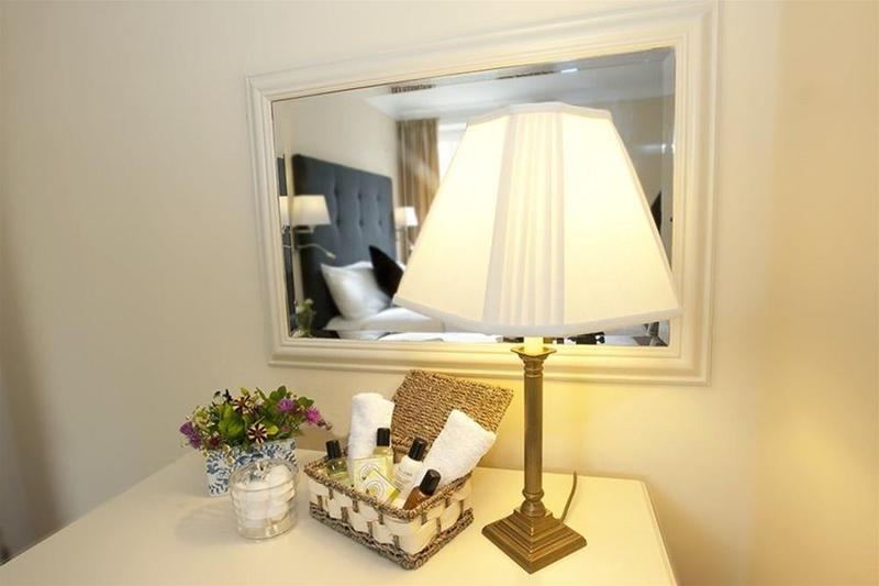 Peartree Serviced Apartments Salisbury Exteriör bild