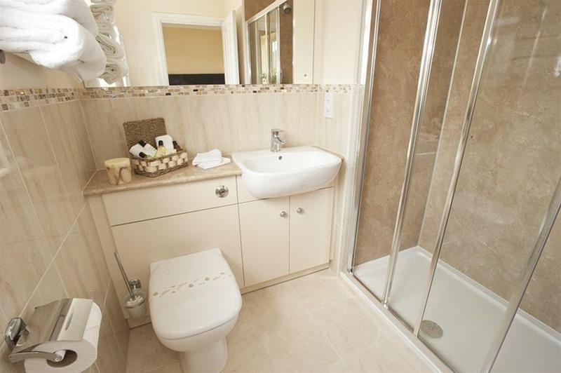 Peartree Serviced Apartments Salisbury Exteriör bild
